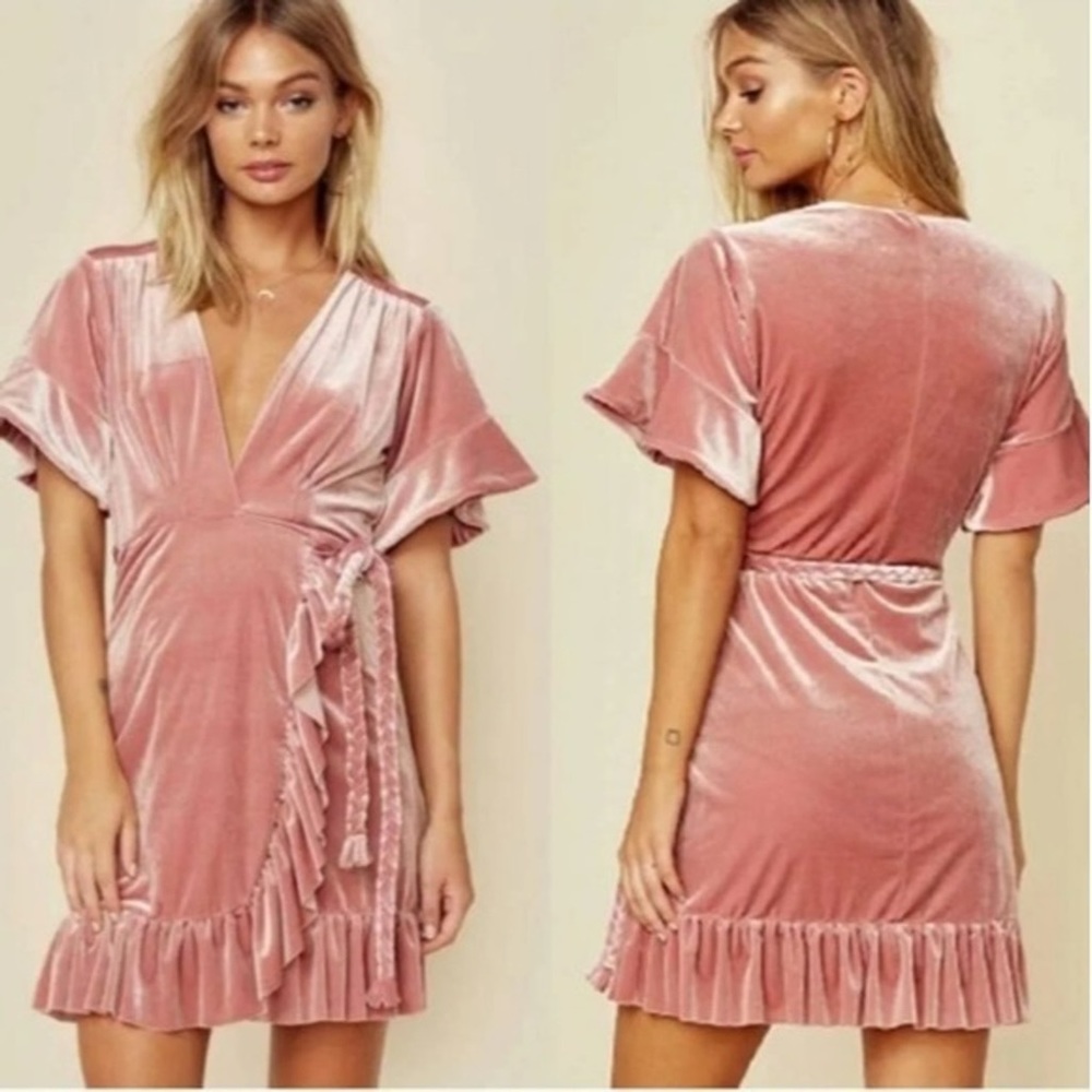 Storia Ruffle Velvet Wrap Dress sz small
